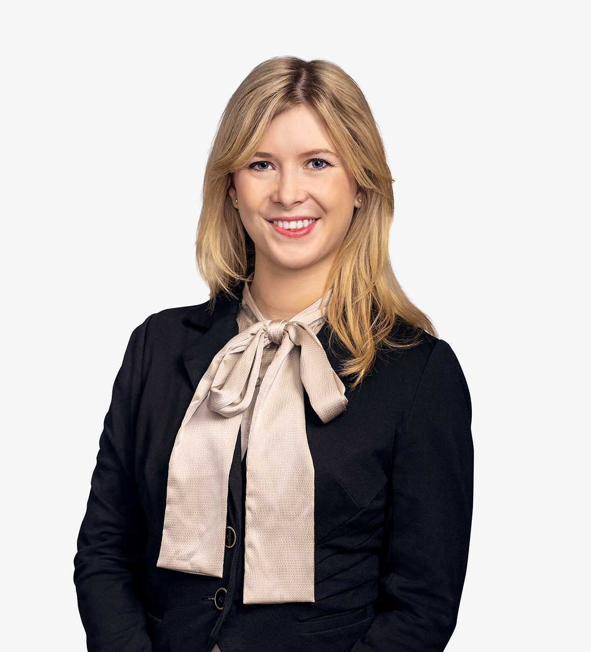 Julia Ambros, Associate